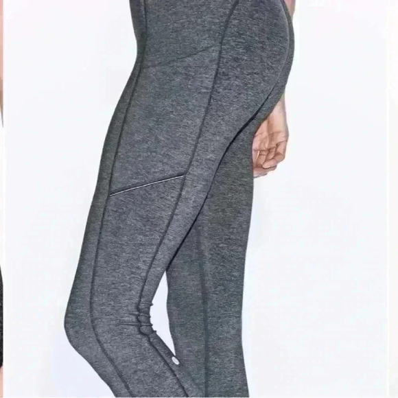 Lululemon Speed Up Crop *21"
Heathered Black leggings 6 - Picture 9 of 11